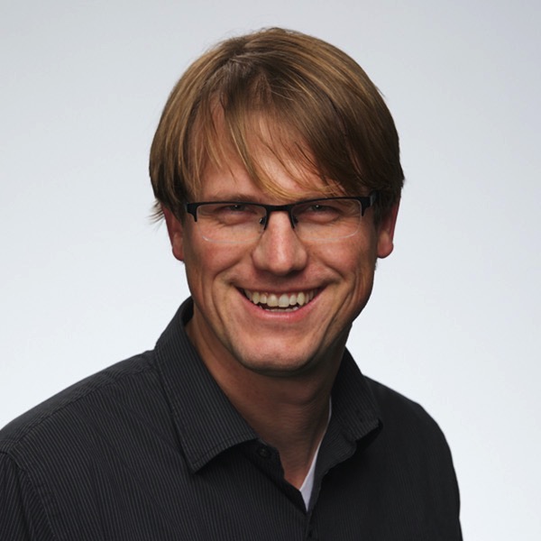 web_headshot-13_Moeller